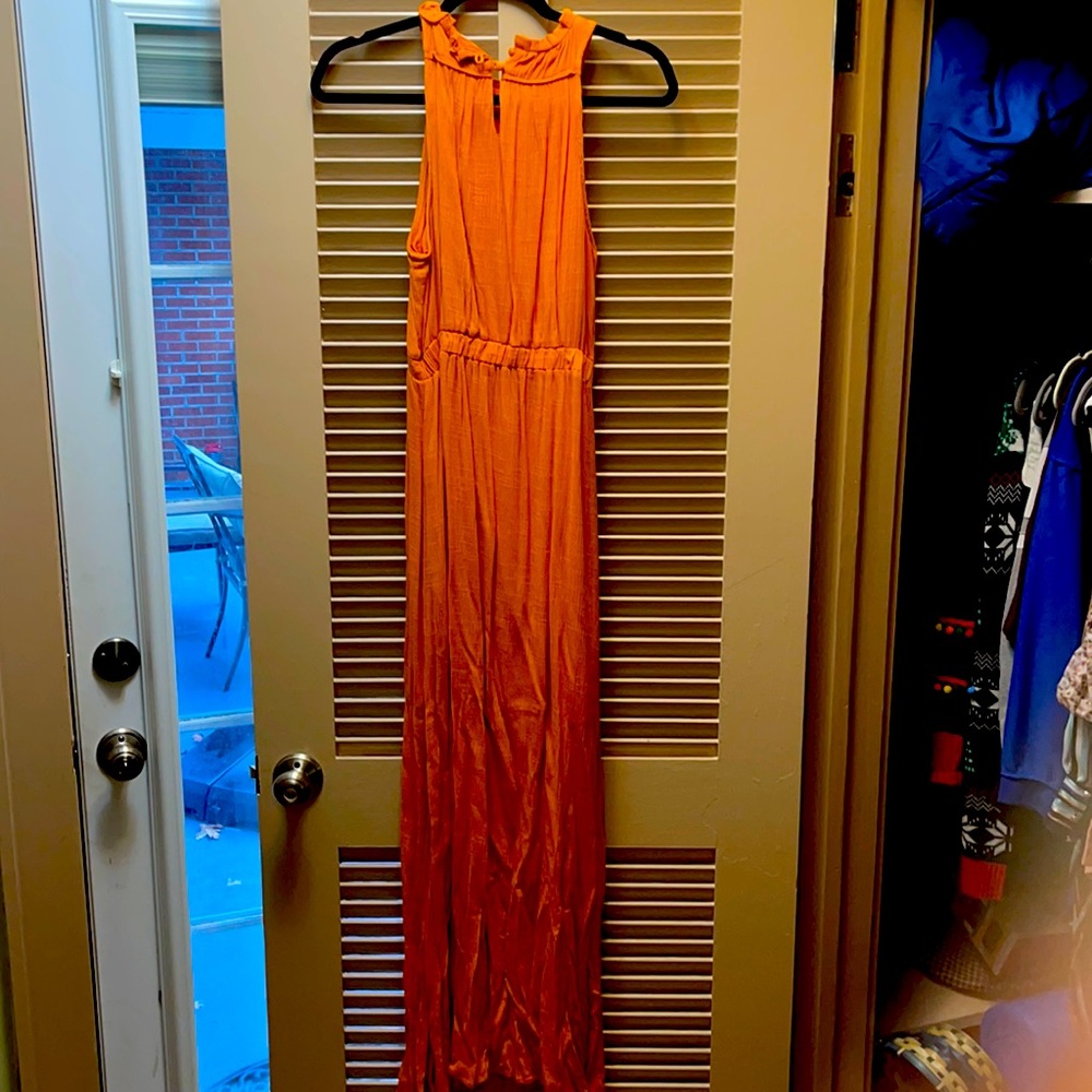 Long dress short sleeve size small